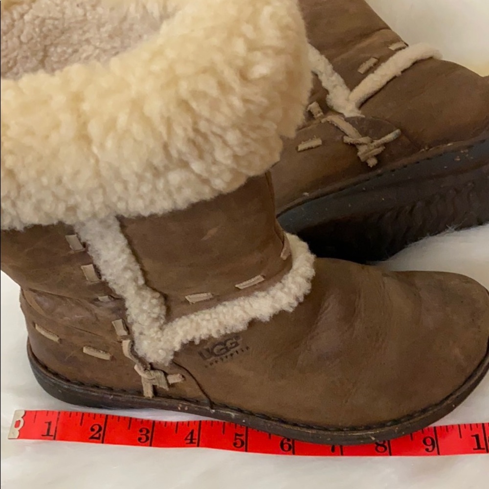 Ugg Boots - image 6